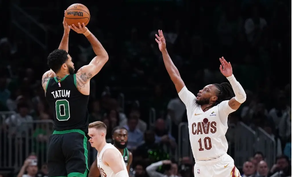 连续3年进东决!绿军4-1淘汰骑士 塔图姆准三双&莫布里33+7 连续3年进东决!绿军4-1淘汰骑士 塔图姆准三双&莫布里33+7