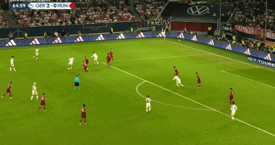 1725755882178589.gif 4.gif