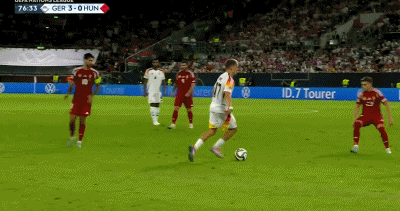 1725755888757637.gif 5.gif