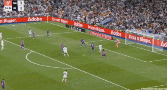 1726968412834426.gif 4.gif