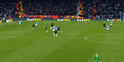 1729735292968373.gif 5.gif