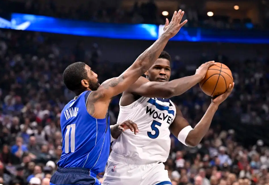 爱德华兹26+8 东契奇伤退 欧文39分 森林狼力克独行侠 爱德华兹26+8 东契奇伤退 欧文39分 森林狼力克独行侠