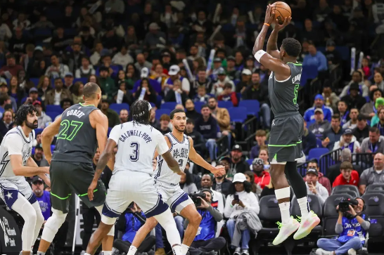 爱德华兹21+7 兰德尔23+10 森林狼轻取魔术迎3连胜 爱德华兹21+7 兰德尔23+10 森林狼轻取魔术迎3连胜