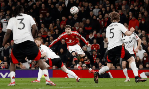 足总杯-曼联1-1富勒姆,点球大战3-4惨遭淘汰 足总杯-曼联1-1富勒姆,点球大战3-4惨遭淘汰