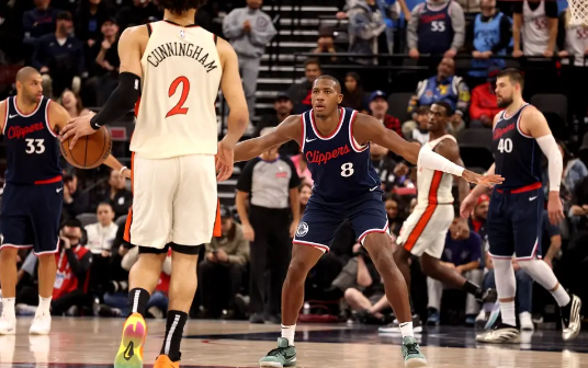 哈登50+5&首节23分 卡鲍缺阵 康宁汉姆35+7+10 快船力克活塞 哈登50+5&首节23分 卡鲍缺阵 康宁汉姆35+7+10 快船力克活塞