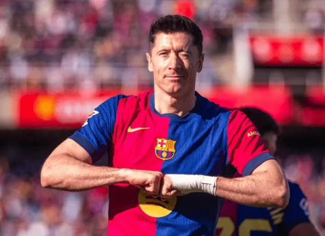 西甲-巴萨4-1轻取吉罗纳,莱万双响,费兰替补建功 西甲-巴萨4-1轻取吉罗纳,莱万双响,费兰替补建功