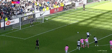 1743953922928232.gif 5.gif