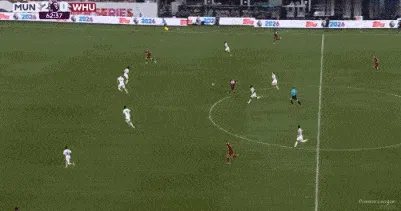 1753590184609724.gif 4.gif